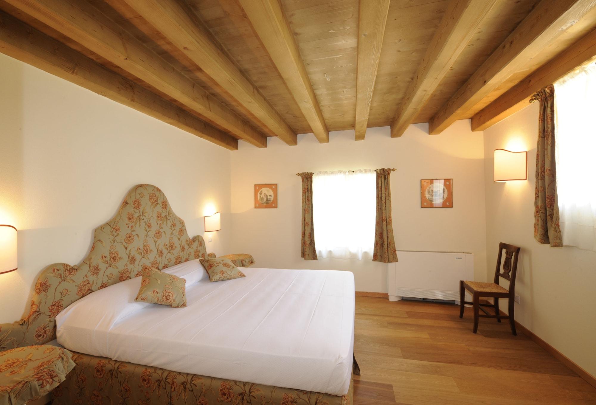 Relais Corte Paradiso Peschiera del Garda Luaran gambar