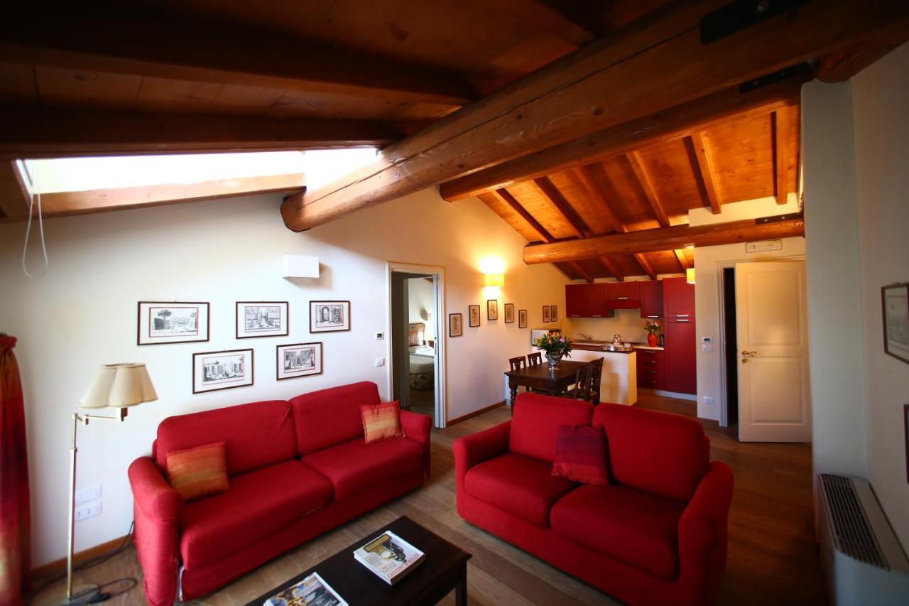 Relais Corte Paradiso Peschiera del Garda Luaran gambar