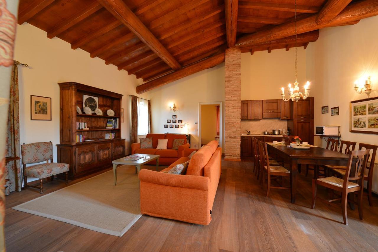 Relais Corte Paradiso Peschiera del Garda Luaran gambar