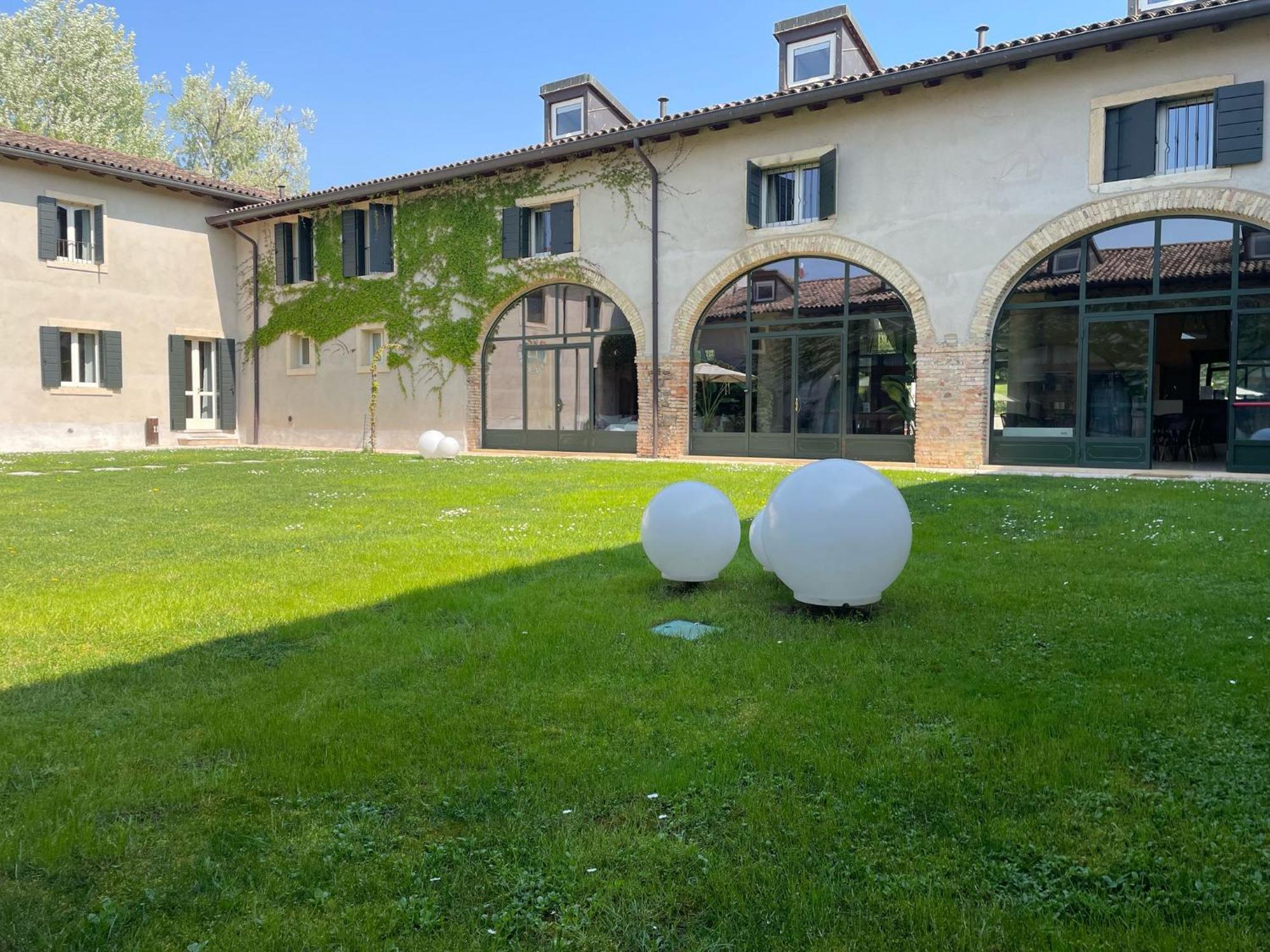 Relais Corte Paradiso Peschiera del Garda Luaran gambar