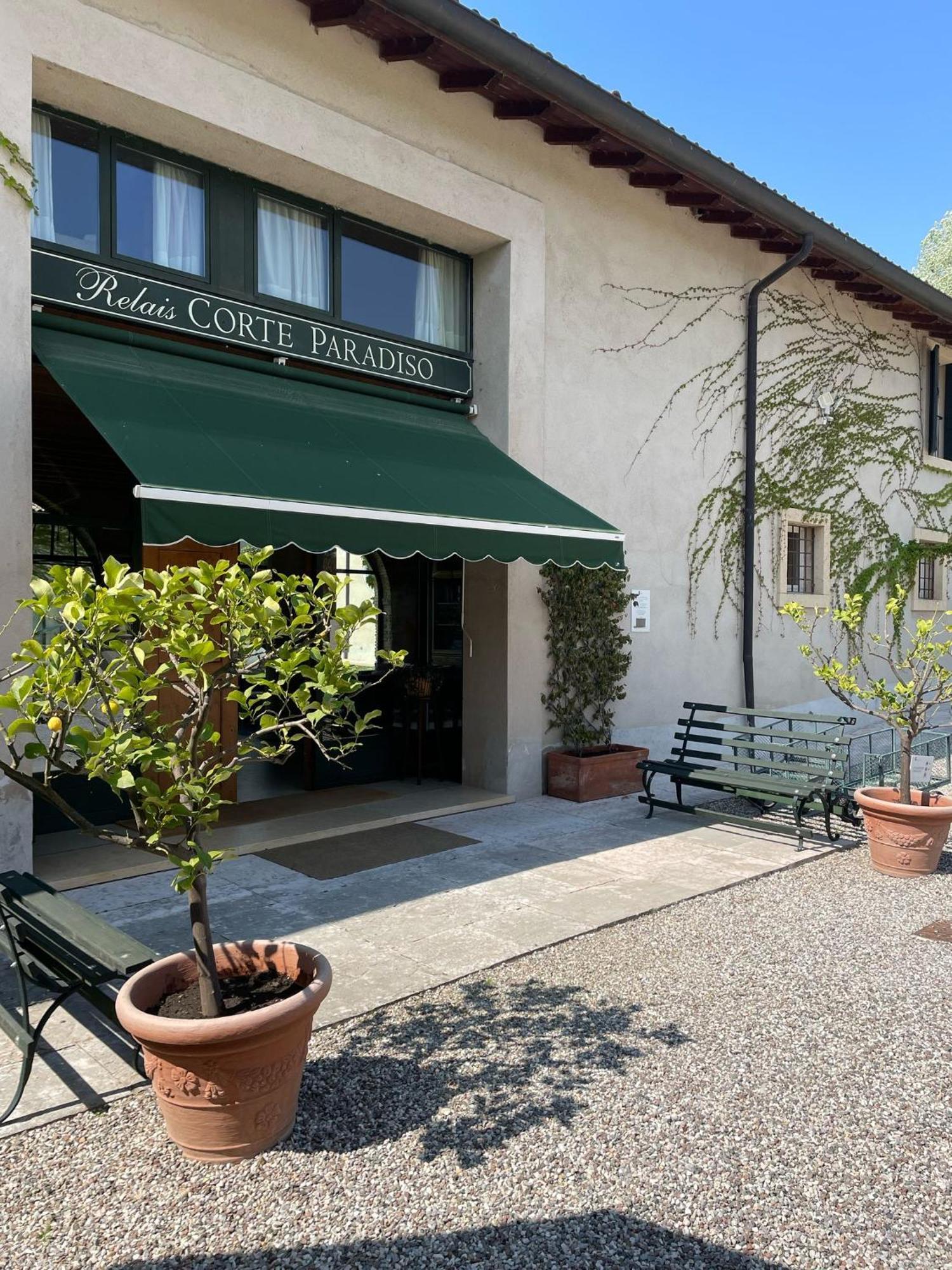 Relais Corte Paradiso Peschiera del Garda Luaran gambar